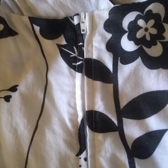 Bisou Bisou Dress - Picture 5 of 8